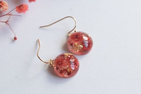 How to Make Resin Earrings: select earring type