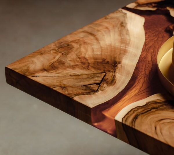 how to use epoxy resin: stabilize wood