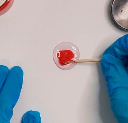 Poor Quality Glitters or Resin Colorants